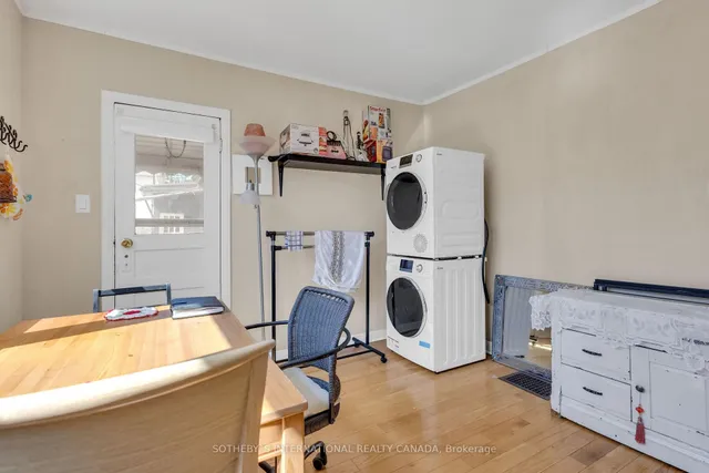 Additional image 13 of 43 Burnfield Ave