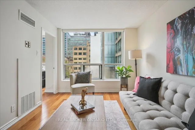 Additional image 17 of 92 King St Unit 508