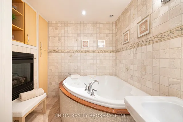 Additional image 42 of 165 Beech Ave