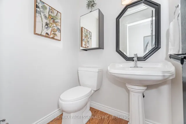 Additional image 15 of 52 Lorraine Cres