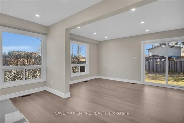 Additional image 11 of 18 Hasting Sq