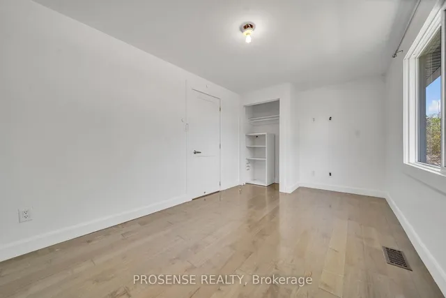 Additional image 18 of 8 Vanderbrent Cres