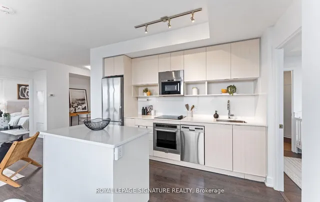 Additional image 16 of 7 Mabelle Ave Unit 4008