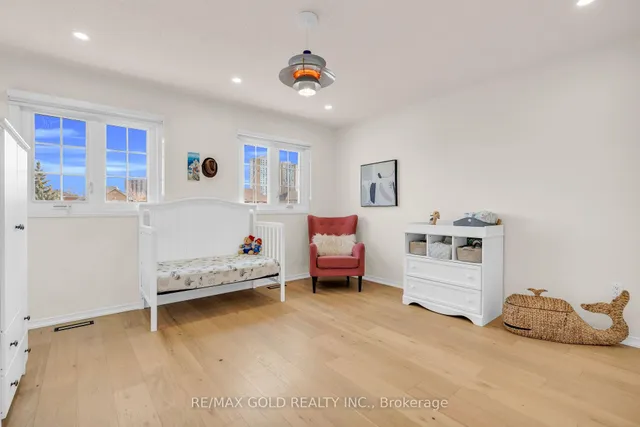 Additional image 27 of 165 Bristol Rd