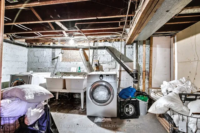 Additional image 32 of 131 Alpine Ave