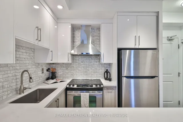 Additional image 3 of 21 Grand Magazine St Unit 710