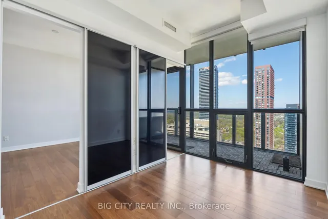 Additional image 21 of 110 Charles St Unit 3608