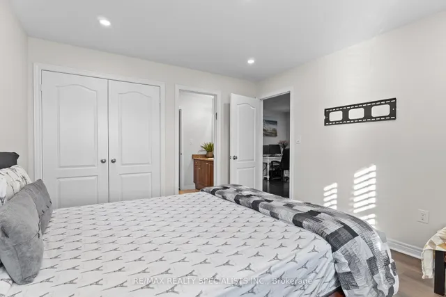 Additional image 31 of 3 Gosling St