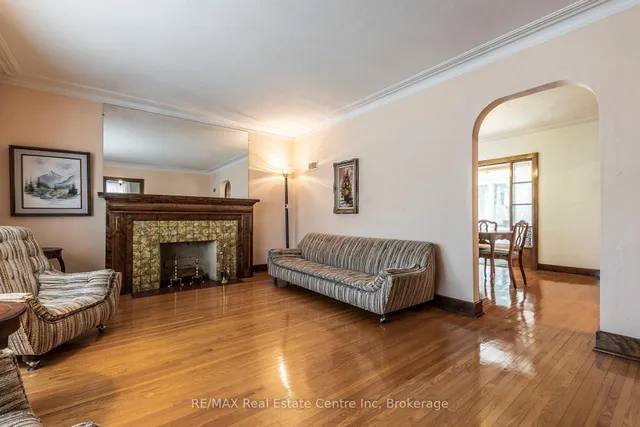 Additional image 8 of 100 Borden Ave