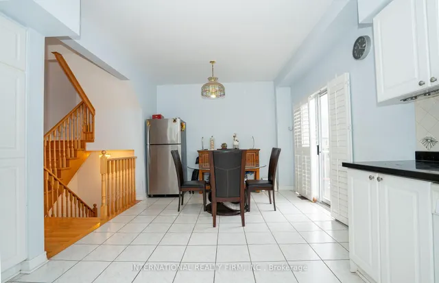 Additional image 8 of 8 Margaret Rose Crt