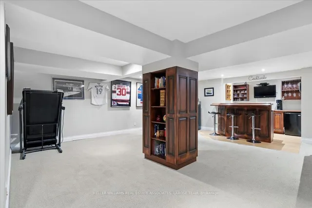 Additional image 35 of 1245 Greeniaus Rd