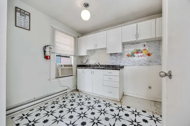 Additional image 13 of 220 Main St