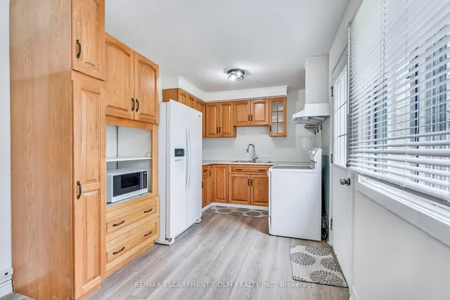 Additional image 10 of 487 East 25th St