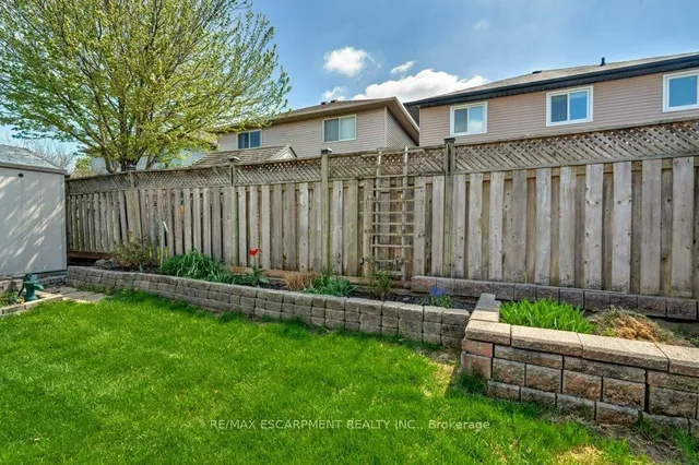 Additional image 39 of 137 Claudette Gate