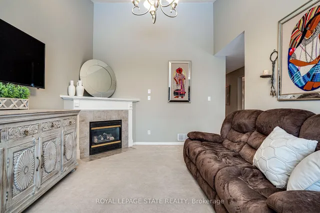 Additional image 21 of 19 Claudette Gate