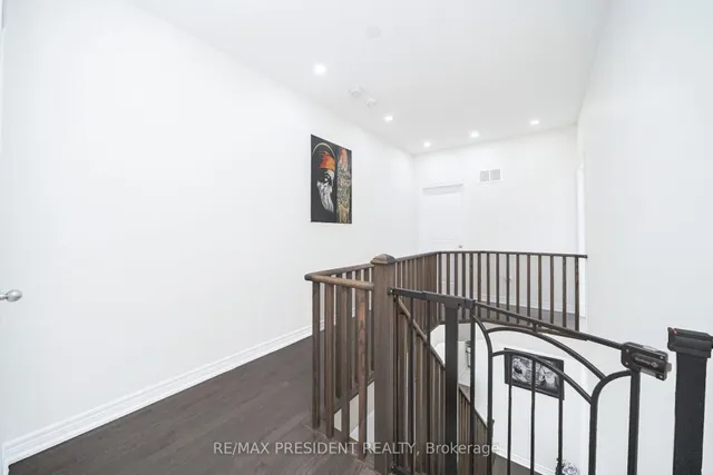 Additional image 35 of 25 Adventura Rd