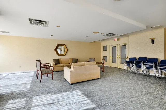 Additional image 45 of 12 Laurelcrest St Unit 1213