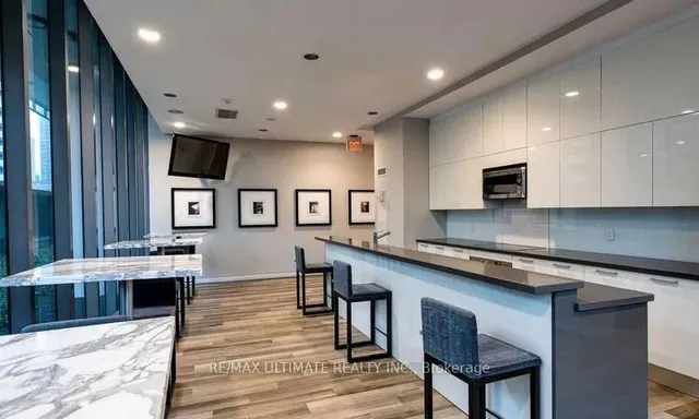 Additional image 30 of 33 Charles St Unit 3808