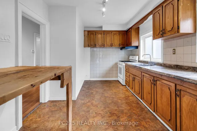 Additional image 10 of 152 Gloucester Grve