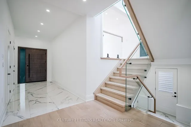 Additional image 5 of 83 Kalmar Ave