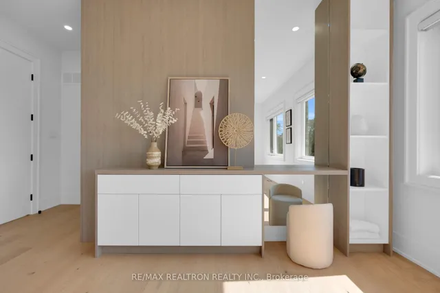 Additional image 32 of 28 Ternhill Cres