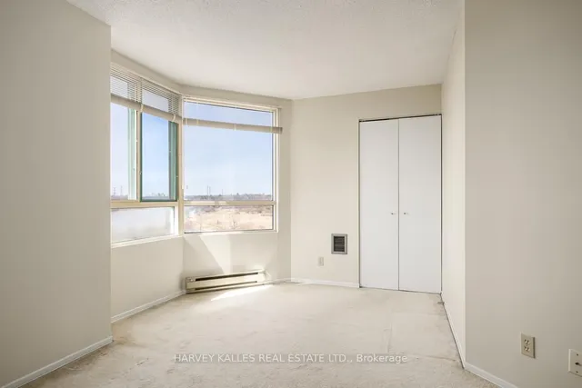 Additional image 15 of 61 Markbrook Lane Unit 911