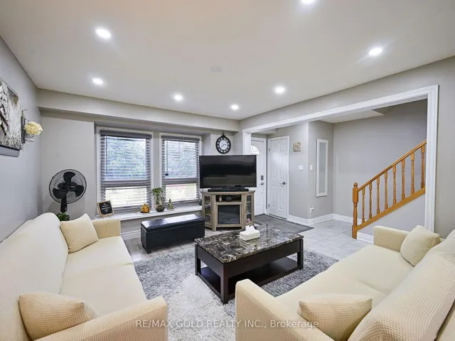 Additional image 10 of 98 Centre St
