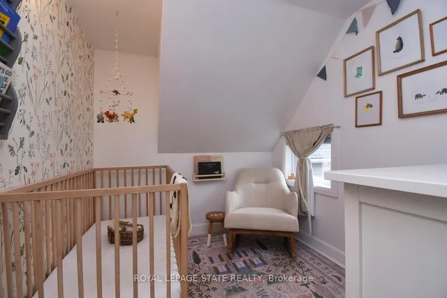 Additional image 17 of 61 Chestnut Ave