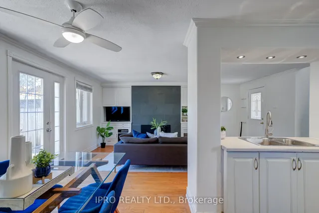 Additional image 12 of 239 Bicknell Ave