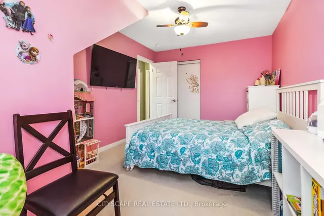 Additional image 23 of 256 Whetham Hts