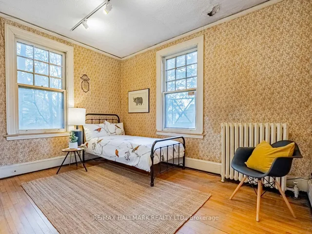 Additional image 23 of 2 Mount Royal Ave