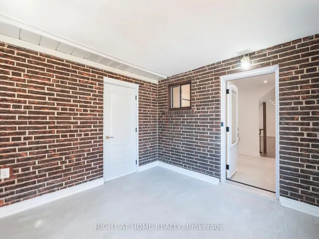 Additional image 5 of 2 Kempsell Cres