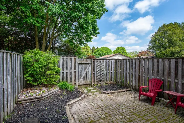 Additional image 5 of 80 Old Country Dr Unit 9