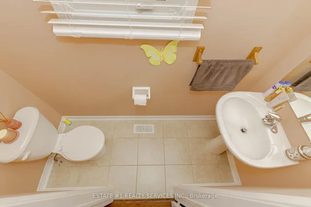 Additional image 20 of 50 Young Dr