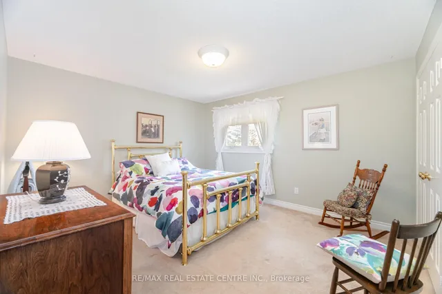 Additional image 31 of 42 Fernbrook Cres