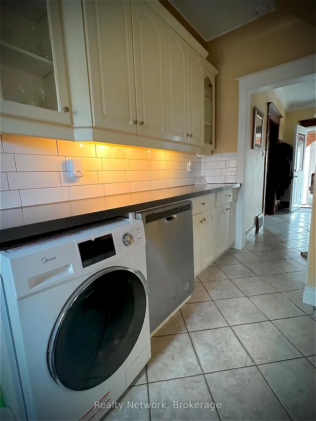 Additional image 19 of 522 ABERDEEN Ave