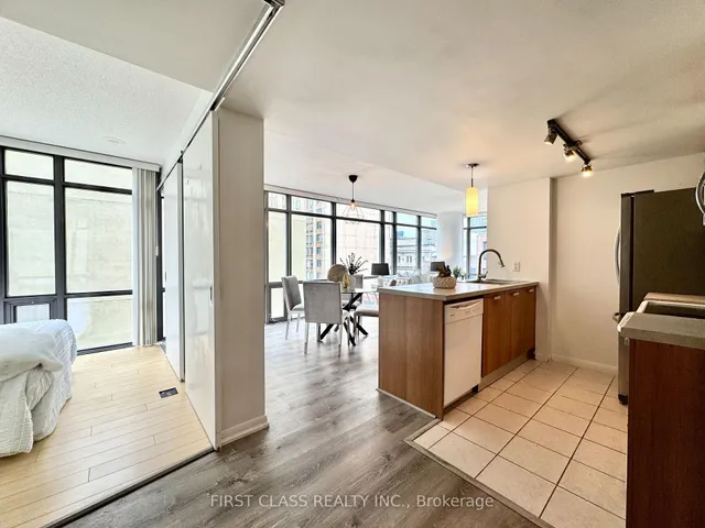 Additional image 8 of 38 Grenville St Unit 1107