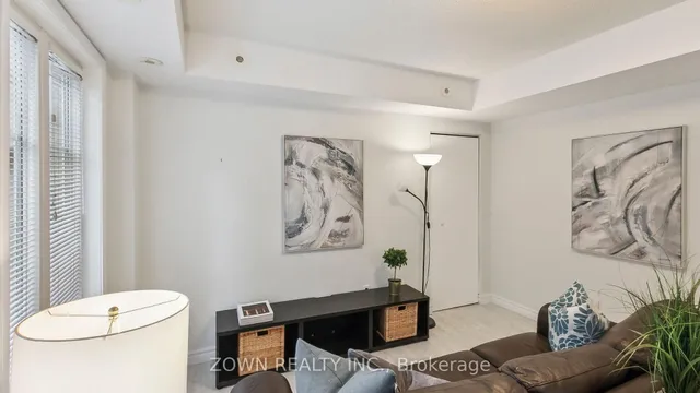 Additional image 29 of 54 East Liberty St Unit 1044