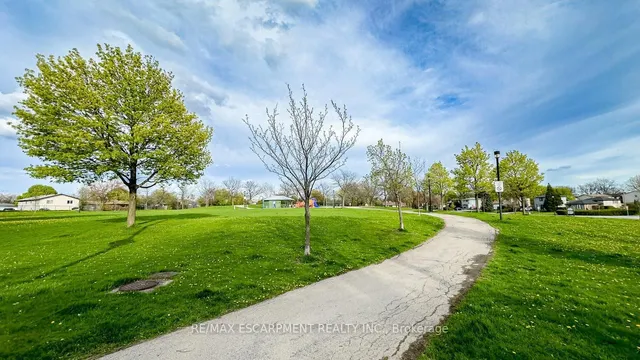 Additional image 50 of 16 Billington Cres