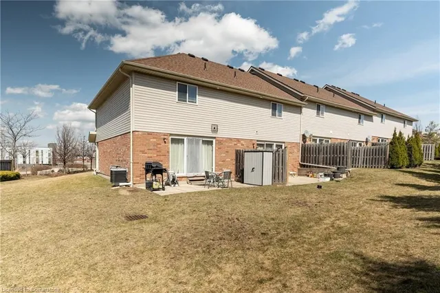 Additional image 25 of 30 Fallowfield Dr