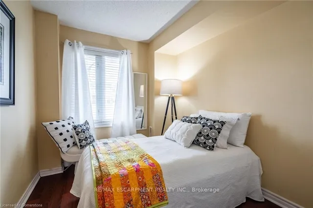 Additional image 14 of 1701 Lampman Ave Unit 201