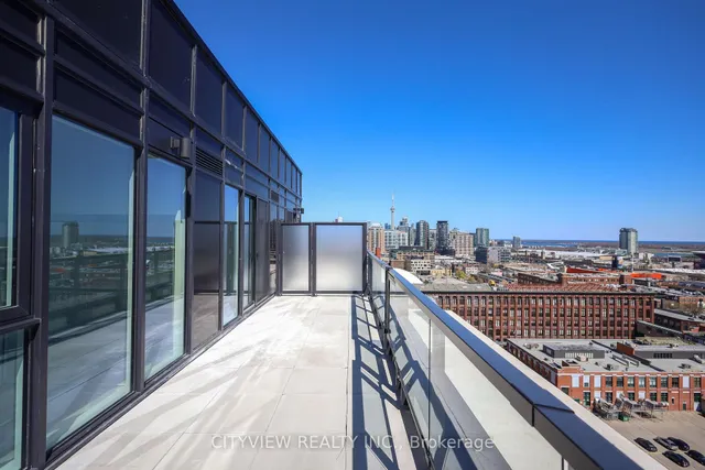 Additional image 32 of 270 Dufferin St Unit PH4