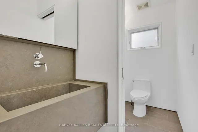 Additional image 23 of 111 Strathallan Blvd