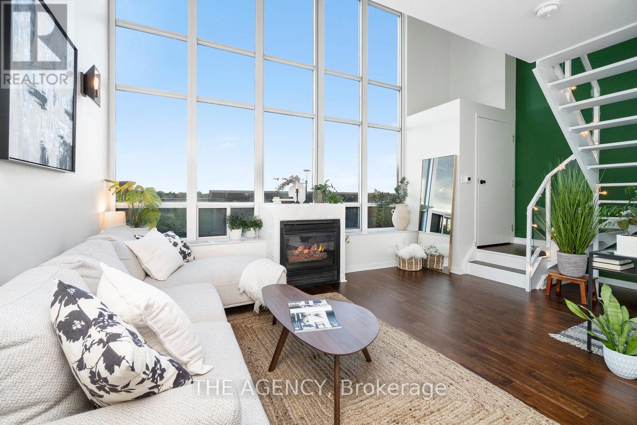 526 - 250 MANITOBA STREET|Toronto (Mimico), Ontario M8Y4G8