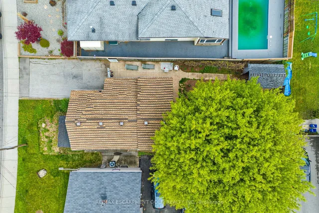 Additional image 35 of 412 Red Oak Ave