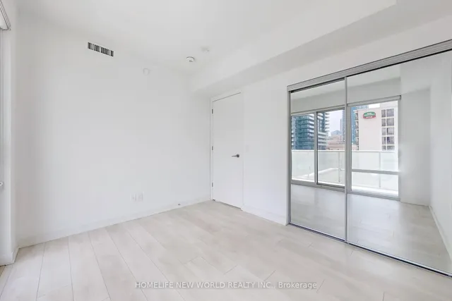 Additional image 24 of 501 Yonge St Unit 912