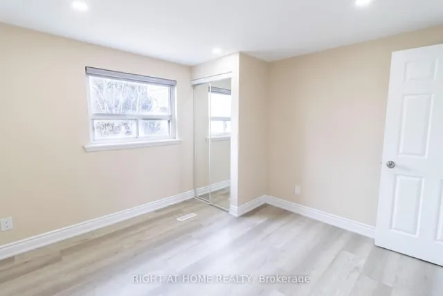 Additional image 22 of 36 Flamingo Cres