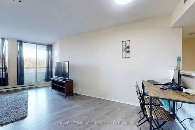 Additional image 11 of 160 Alton Towers Circ Unit 209