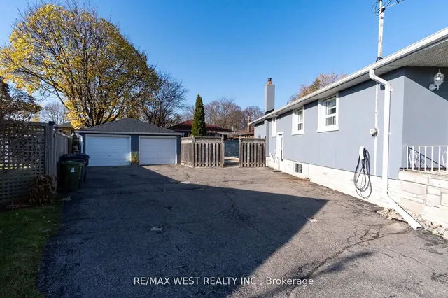 Additional image 4 of 10 Pastrano Crt