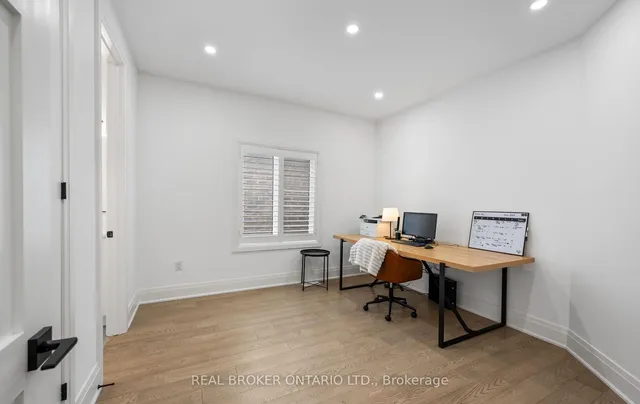 Additional image 38 of 547 Veterans Dr